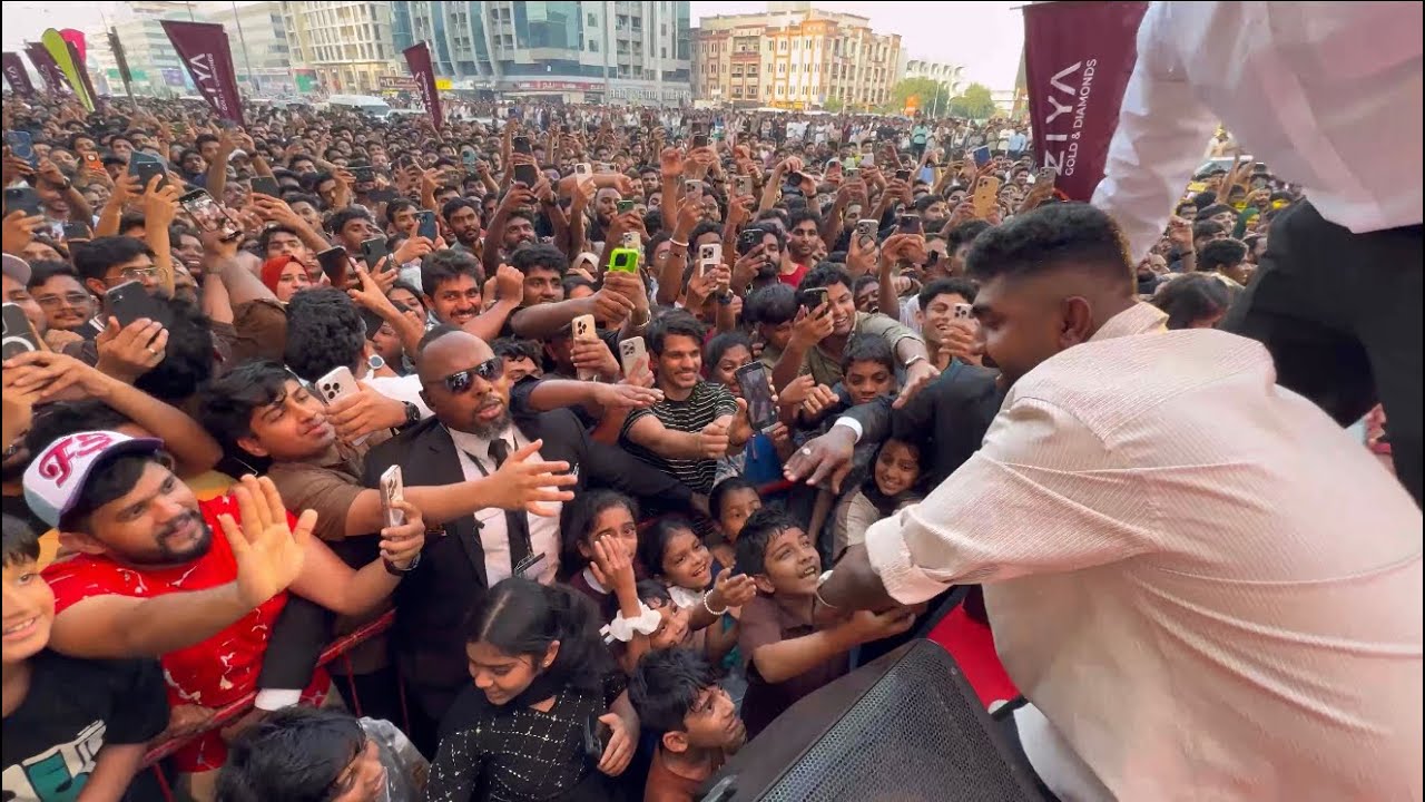 തിക്കിലും തിരക്കിലും പെട്ട് ദുബായിൽ തീർന്നേനെ! 😳❤️ ജനസാഗരം ദുബായ്! 🥹🔥🇦🇪