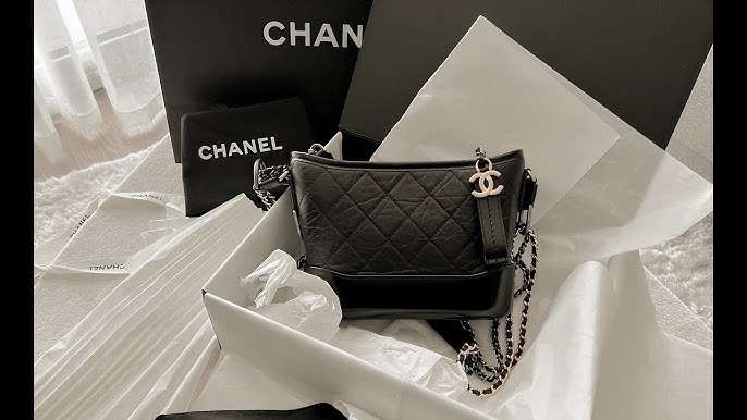 CHANEL GABRIELLE HOBO BAG 🤍 - Bag review, What fits & Mod shots