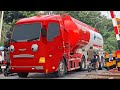 Wow Ada Truk Kontainer, Truk Molen, Dump Truk, Truk Oleng, Truk Fuso Truk Hino Mirip Frank Tayo