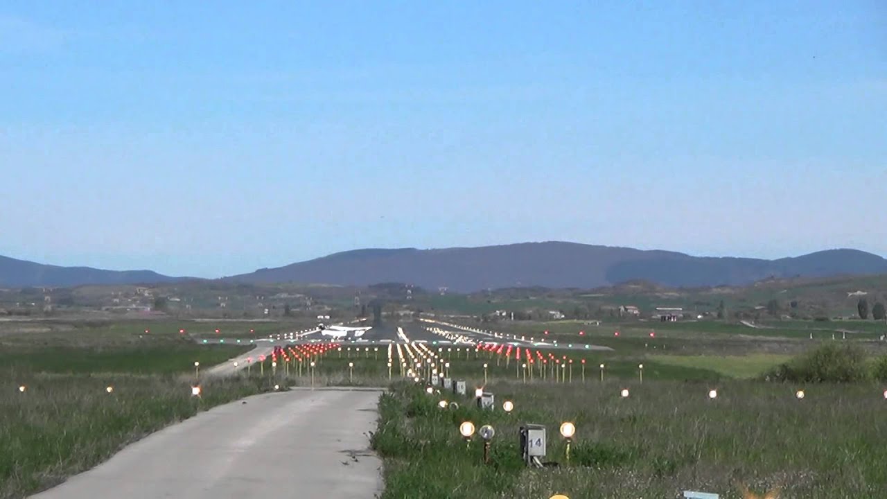 LESO Spotters llegando al aeropuerto de Vitoria-Foronda (LEVT)
