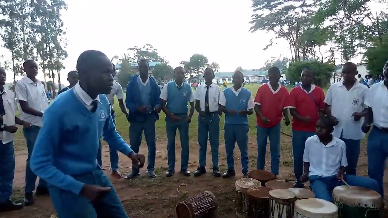 KELLY IMBWAGA ... MARAGOLI INITIATION SONG nidiokwarage