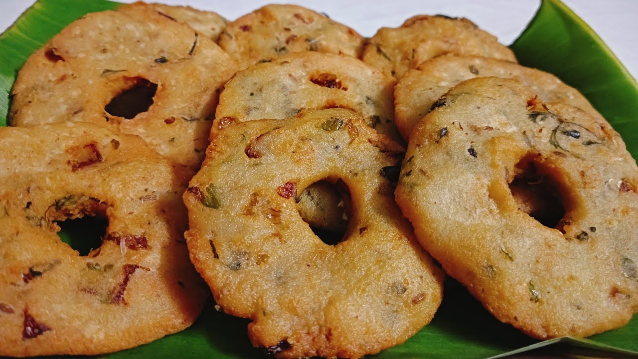 1 ವಾರ ಇಟ್ಟರು ಕೆಡುವುದಿಲ್ಲ,1ಕಪ್ ತೆಂಗಿನಕಾಯಿ ತುರಿ ಹಾಗೆ, 1ಕಪ್ ಅಕ್ಕಿ ಹಿಟ್ಟಿನಿಂದ ಬಹಳ ರುಚಿಯಾದ ತೆಂಗಿನಕಾಯಿ ವಡೆ