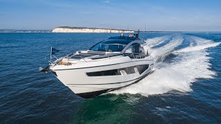 НА БОРТУ 20,5-МЕТРОВОЙ ЯХТЫ 65 SPORT YACHT ОТ БРИТАНСКОЙ ВЕРФИ SUNSEEKER