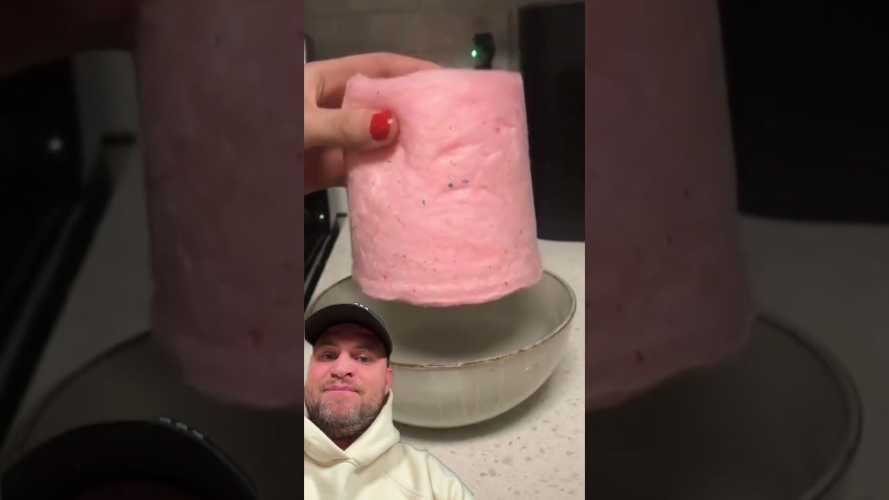 SATISFYING ICE IS CRAZY Shorts