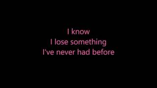 Natalie und Isabel - Missing something (Official Video)(Lyrics)