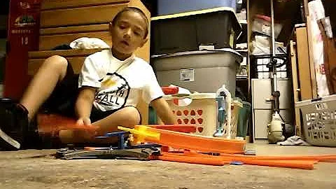 How to build a hot wheels track