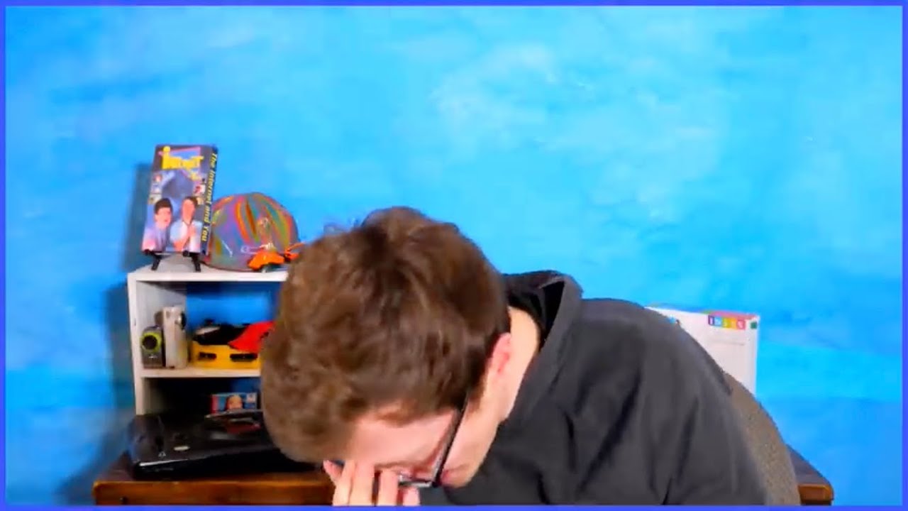 Scott the Woz gets hit by a frying pan - YouTube