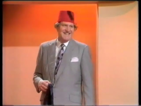 Tommy Cooper - Magic Comedy