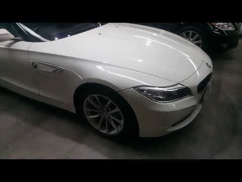 Mobil-BMW-Z4-SDRIVE201-mau-dijual