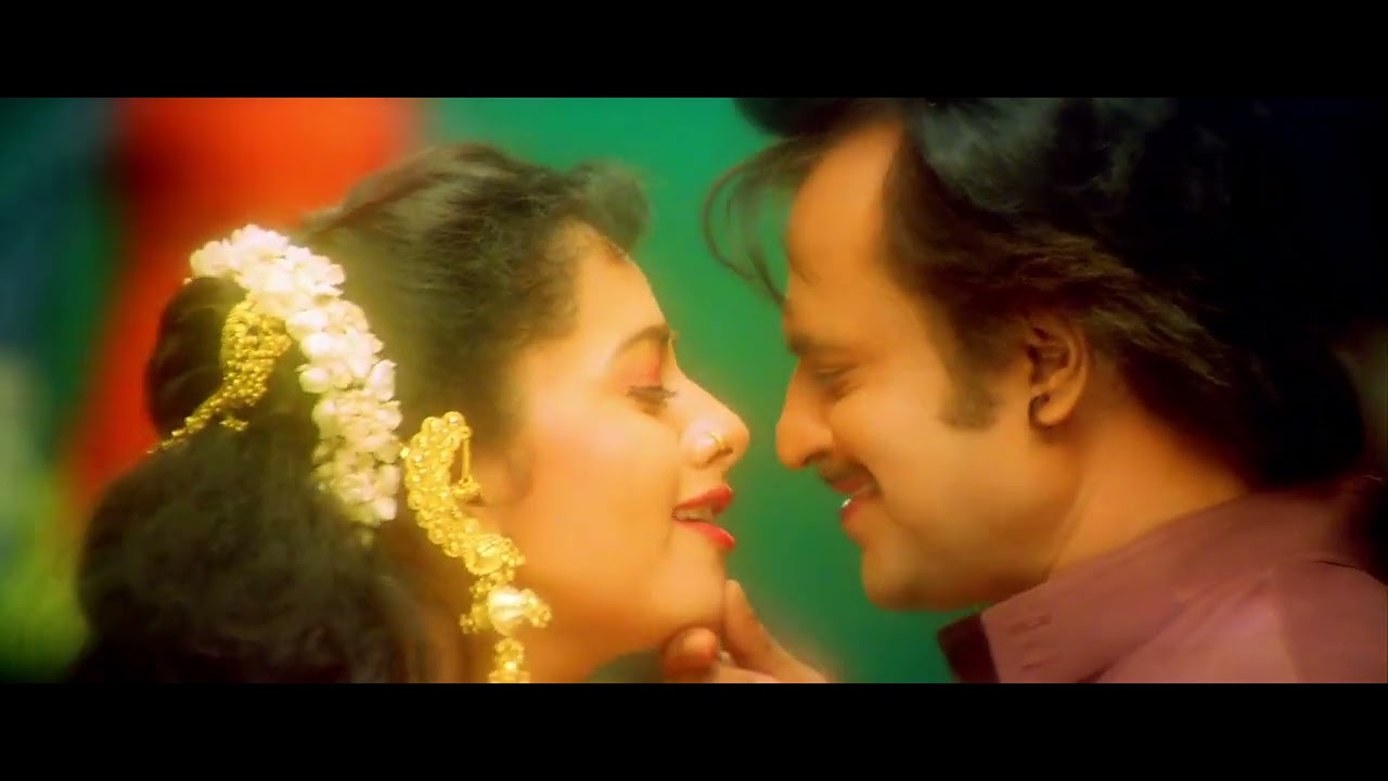 Chuttu Chutti Video Song || Narasimha Movie || Rajnikanth , Soundarya ...
