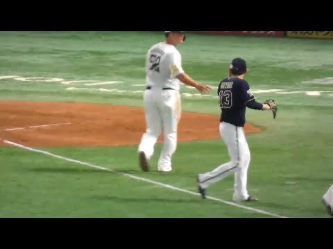 オリックス宮城 リチャードに当ててしまう（デッドボール）が謝罪を忘れない！