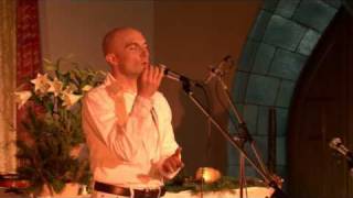 Overtone Singing in Concert - Miroslav Grosser (Berlin)