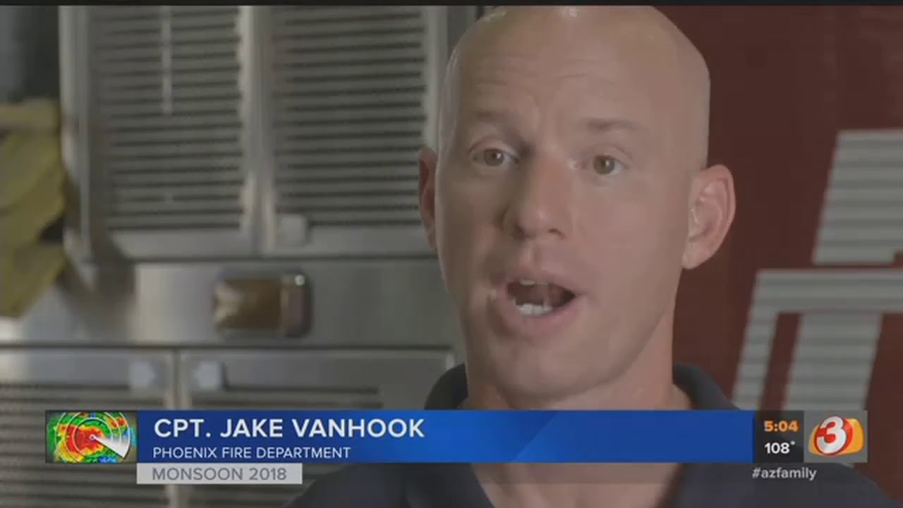 VIDEO: Lightning believed to be cause of Phoenix house fire