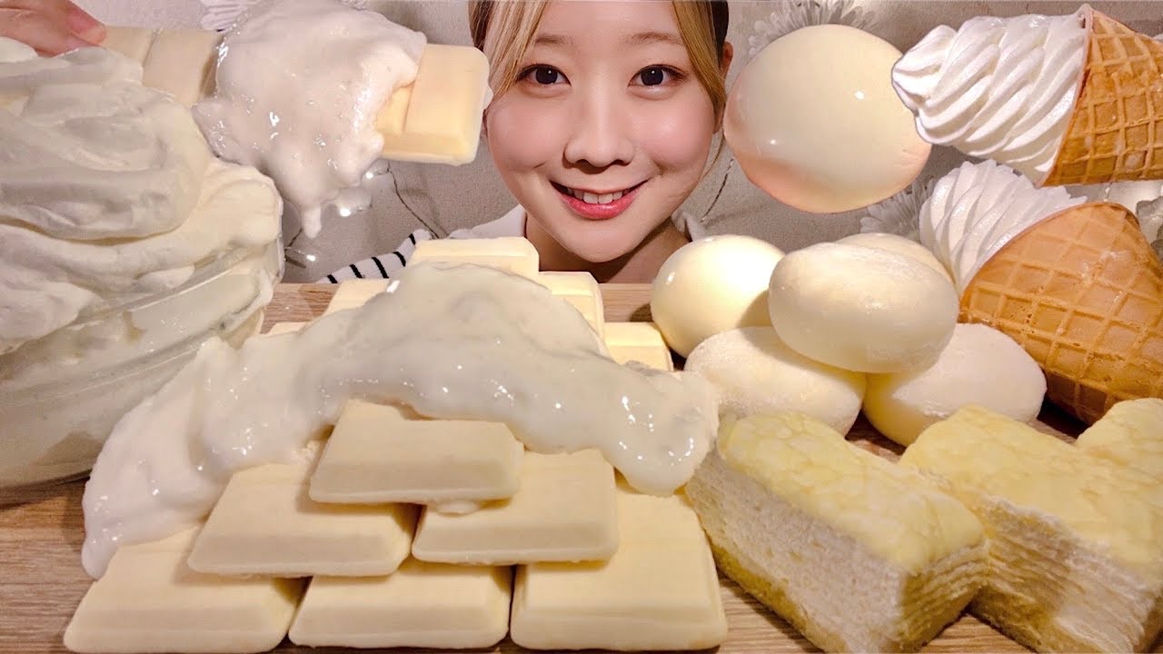 ASMR Мороженое из белого шоколада и белый десерт【русские субтитры】【Mukbang/ Eating Sounds】