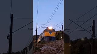 TREN NOCTURNO CONCEPCIÓN - SANTIAGO #train #chile #locomotive