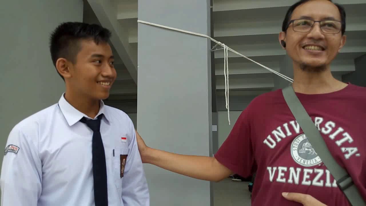 Pasukan Inti Putri - SMA Negeri 2 Yogyakarta