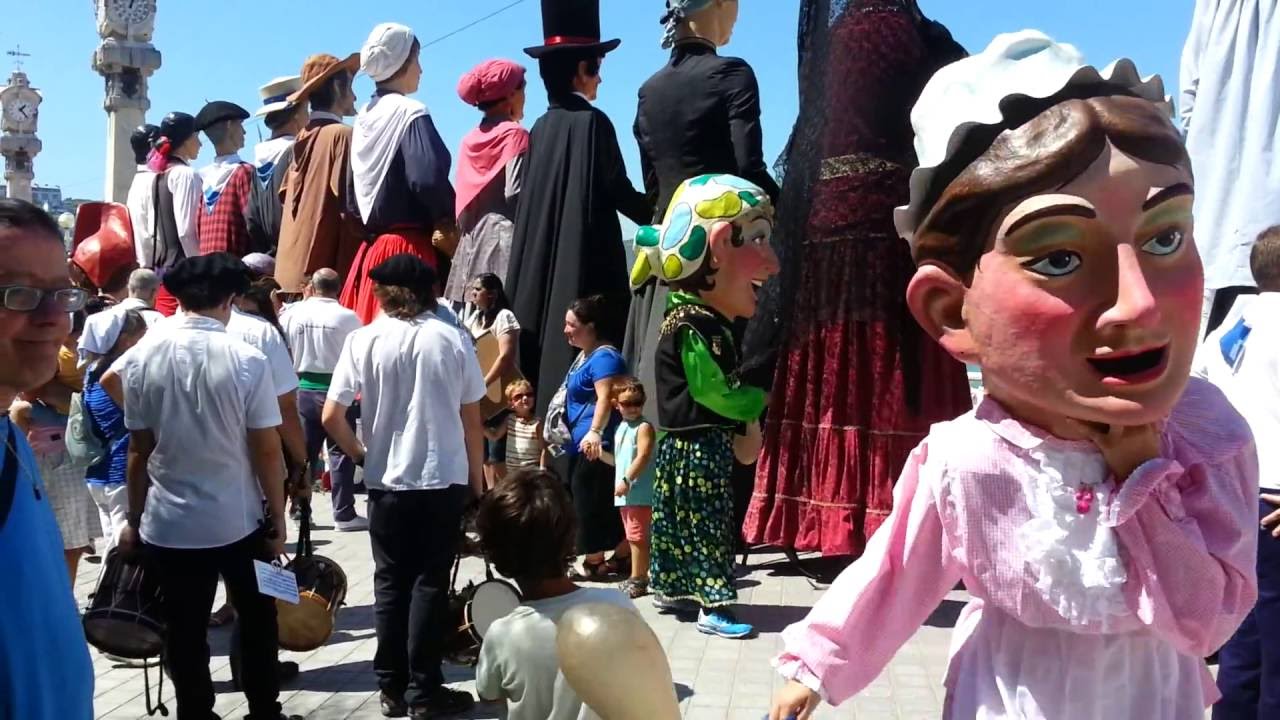 Gigantes y cabezudos