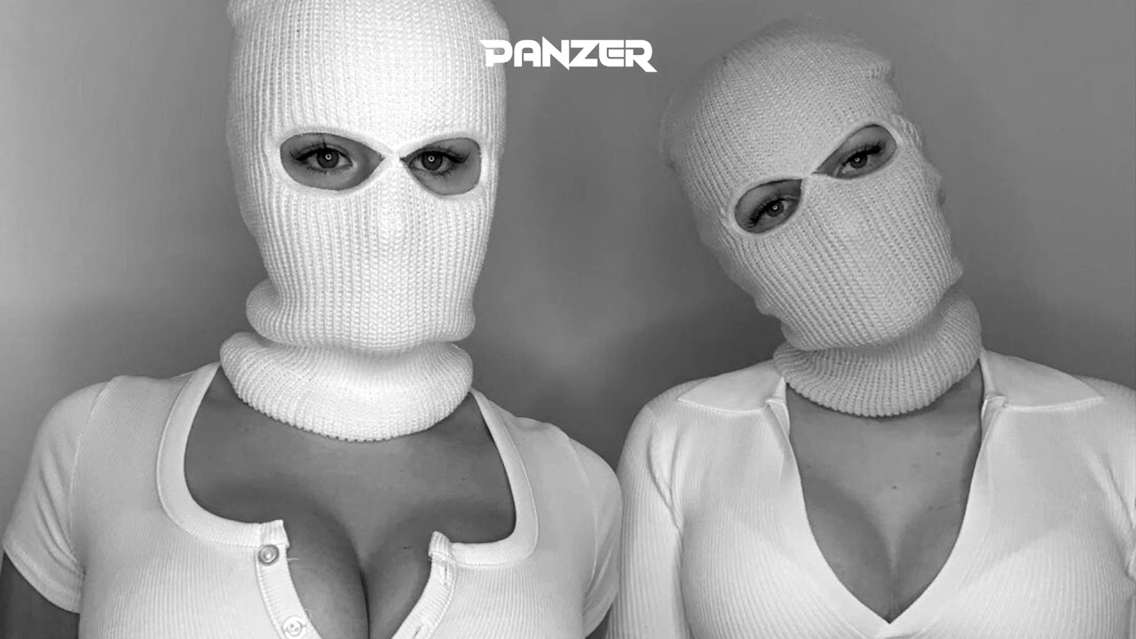 Panzer - Moans auf YouTube ansehen Panzer - Moans auf YouTube ansehen