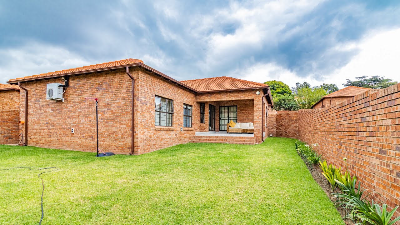 3 Bedroom For Sale - North Riding