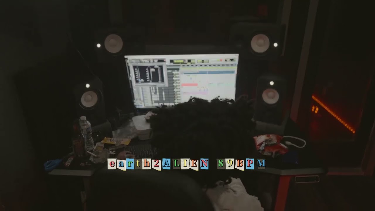 Watch ja XIII & Zoerab - "earth2ALIEN 89BPM" (VISUALIZER) on YouTube Watch ja XIII & Zoerab - "earth2ALIEN 89BPM" (VISUALIZER) on YouTube