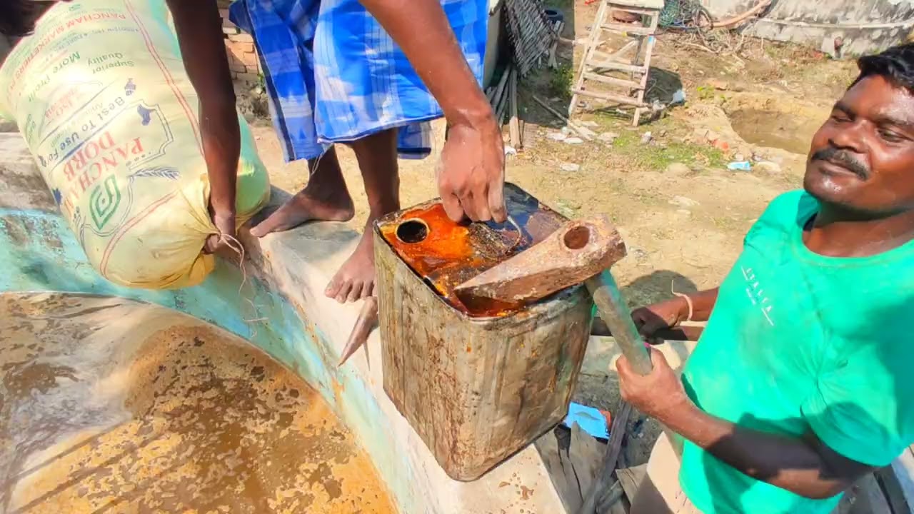 আজকে ১৭ একর পুকুরে জুস বানানো হচ্ছে!যাতে মাছের গ্রোথ দ্রুত বাড়ে!পুকুরে দিলে জুস মাছ হবে দিল খুস!