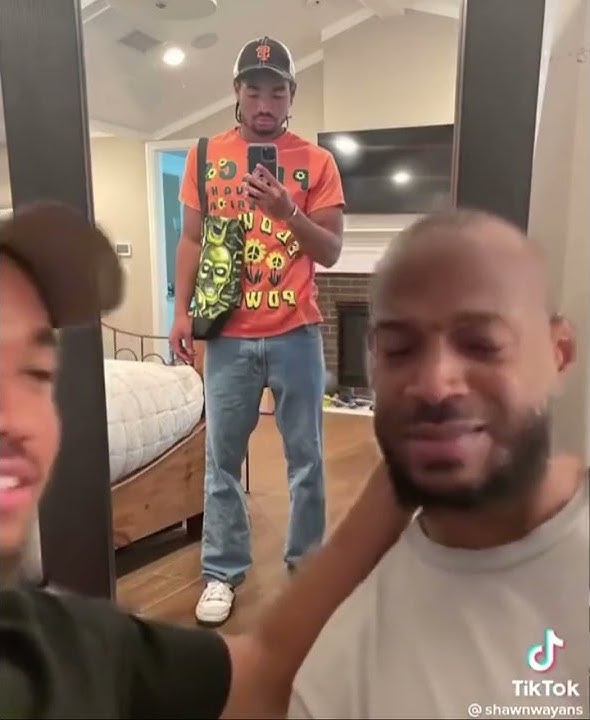 Marlon Wayans Rank His Son Shawn Outfits 🤣