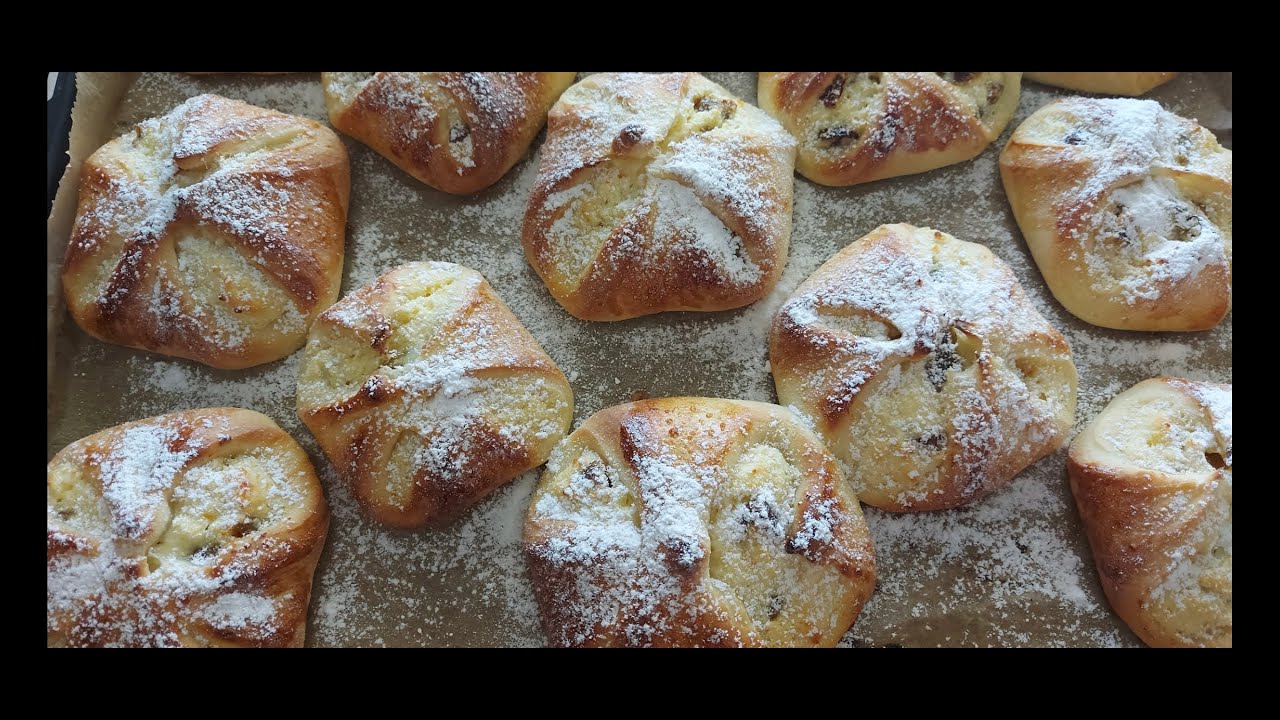 Túrós táska készült, kovászos tésztával .