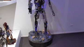 Sideshow Terminator 2 Lifesize Endoskeleton