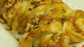 Tulane Eats -- Apple Strudel