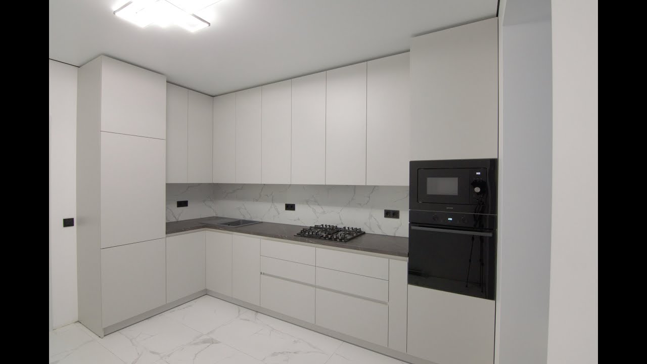 Кухня в новобудову. Стриманий практичний дизайн. Вмонтована техніка. 2 5420128322438859318 (552)