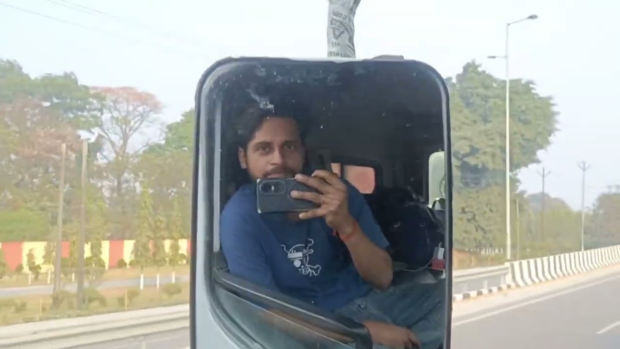 Unloading location pr aa gye✅🏭.....fully off-roading 🛣️💯 road guwahati to goalpara Assam.