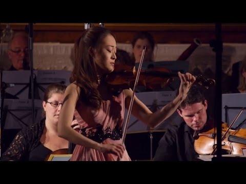 Vaughan Williams: The Lark Ascending  - Midori Komachi, violin