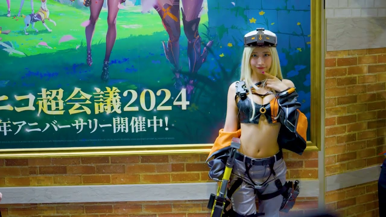 NIKKE 勝利の女神　ニコニコ超会議2024  Tシャツ XL 10連ガチャ ニコニコ超会議2024：「勝利の女神：NIKKE」ブースでコスプレ