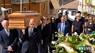 Commozione ai funerali della madre di Angelo Antonio D'Agostino