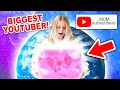 How To Become The BIGGEST YOUTUBER In THE WORLD! (Roblox)