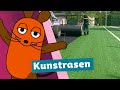 Wie wird ein Kunstrasenplatz gebaut? | Die Maus | WDR