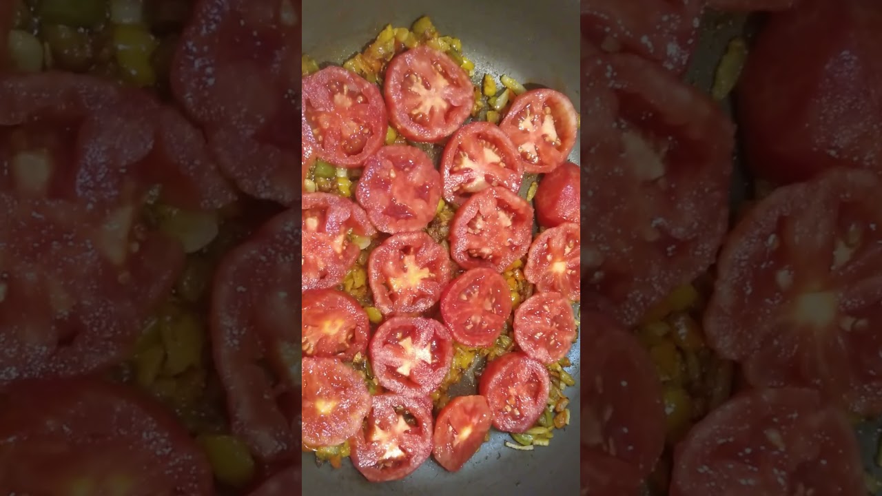 Eggs + Tomatoes = Easy & Delicious Omelet!