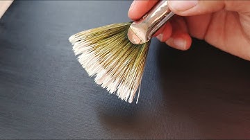 Paint a White Christmas Tree Very Easily | Acrylic Painting for Beginners