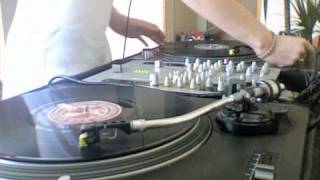 Enkla-e aka Gin Joints - Old school electro megamix