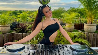 Download Lagu Berko | Melodic Techno \u0026 Progressive House DJ Mix 2026 By @EPHIMERATulum MP3