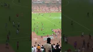 Famous Angry Nigerian fans invade pitch as Nigeria crash out of World Cup Qualifiers Playoff Wealth