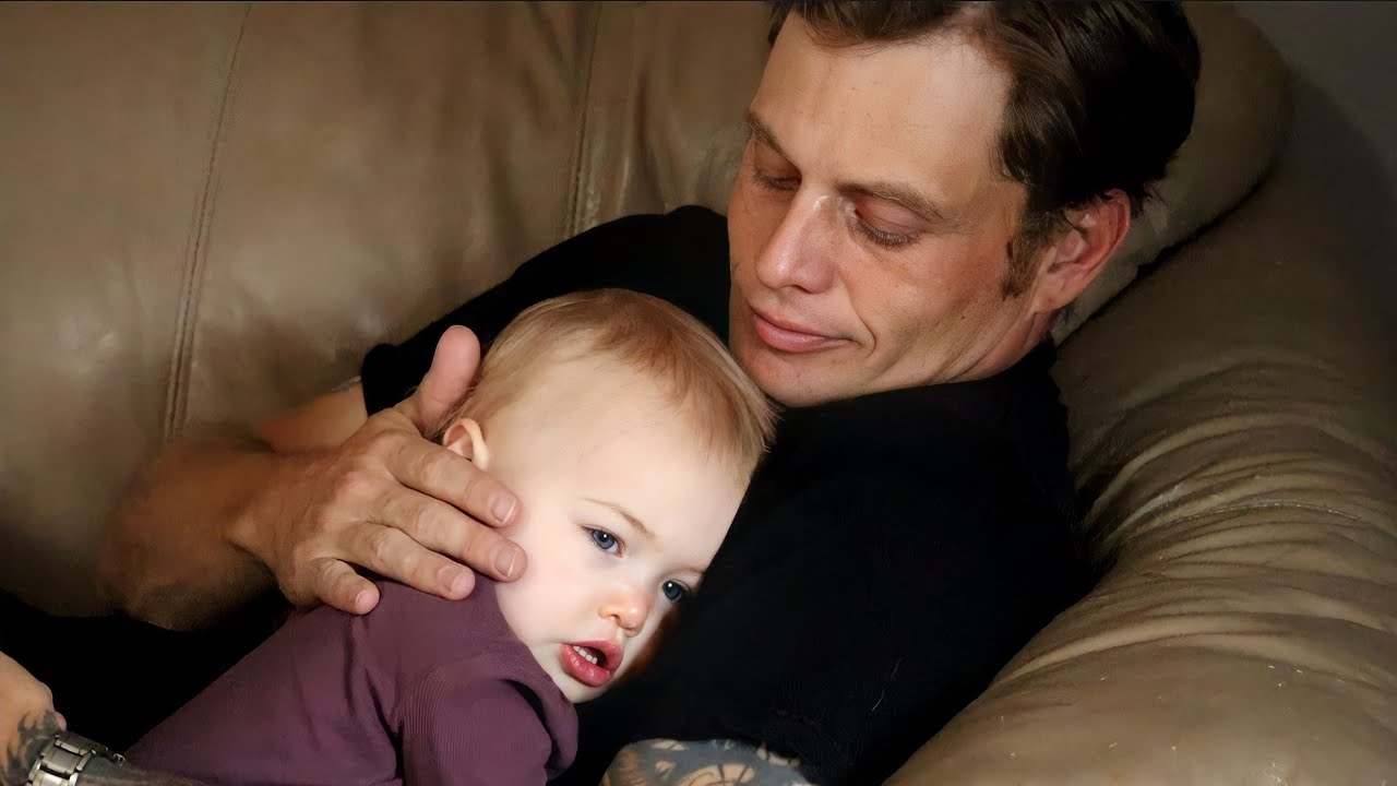 Обри не делала этого с папой с тех пор, как была совсем маленькой!! Лучшее лекарство