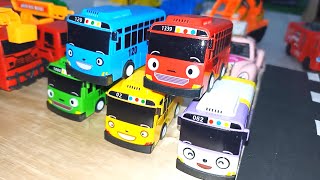 Zabawa autobusami Tayo i jego przyjaciółmi, gaśnicami Kebakran, lokomotywą Tomkiem i małym autobu... screenshot 4