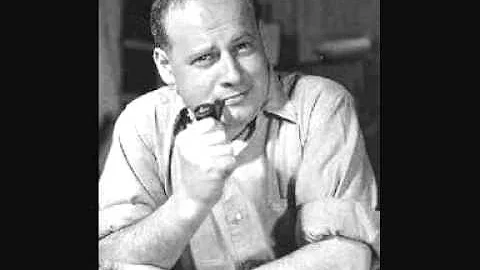 Gerard Hoffnung addressing the Oxford Union in 1958