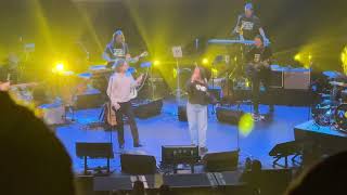 Kevin Morby &amp; Waxahatchee cover Everclear’s Santa Monica at Thundergong 2025 on 11/8/2025!