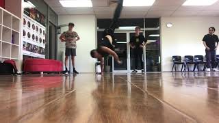 Swipe to spinning handstand