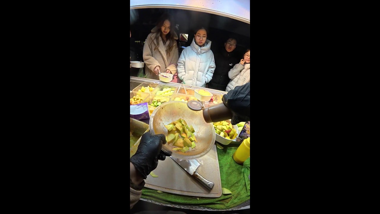 Mainland Chinese street snacks live broadcast