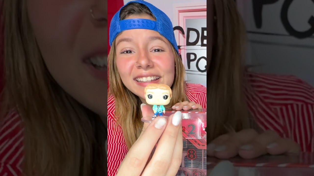 КАЛЕНДАРЬ STRANGER THINGS !!