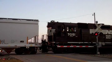 Ex-N&W And Southern Highoods In Maumee, Ohio; Nice Leslie RS5T Horn