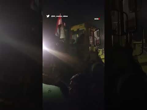 Maquinário egípcio entra em Gaza para ajudar a limpar os escombros